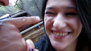 Lisa spice ay makakakuha ng fucked ang kanyang malaking titi sa gubat