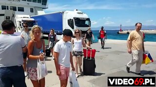 Gratis Sinema sou Sèks-ki genyen ant ferry ak otèl la-gen nan Sara [mikro ]